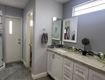 K - Fully remodeled and professionally decorated 4