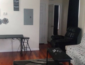 king size one bed room 2