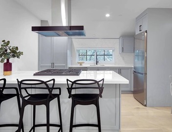 Kits Beach Flat 4