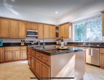 LA Dream Gem! Beautiful home with Spa and EV charger for Tesla 3