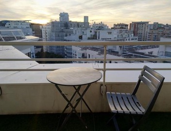 La Défense Courbevoie bright 2-room flat near public transport and La Defense Arena 4