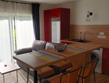 LA MAISON CACHEE-BA 3