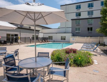 La Quinta by Wyndham Danbury 4