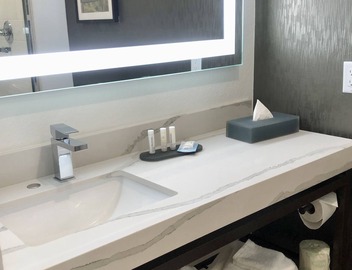 La Quinta Inn & Suites by Wyndham Denver Parker 4