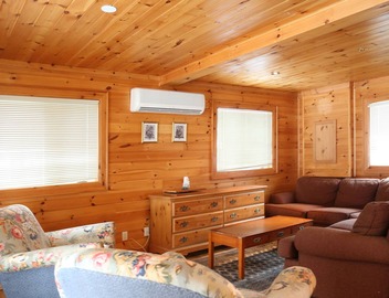 Lakefront Cottage Marina View 4