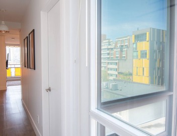 Landmark View | Sun Terrace | Parking | Soundbar | Near BC Place & Amtrak 5