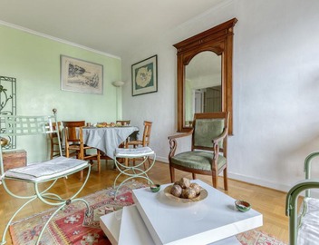 Large and Bright 2 Bdrs Flat with View - Paris 20 4