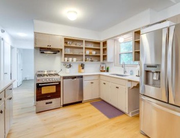 Large Deck, Rec Room! 2-Unit ATX Retreat By Campus 5