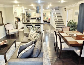 LB Peninsula, Steps to the Sand and Bay, Sleeps 8 2