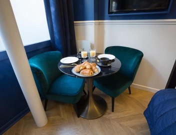 Le Café des Invalides 2