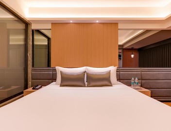 Lemon Tree Premier, Malad, Mumbai 2