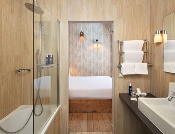 Les Plumes Hôtel Paris 3