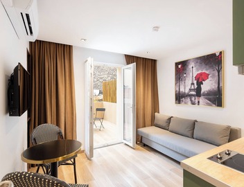 Les Suites Tour Eiffel 3