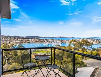 Leura Bayview Retreat - close to CBD&Air port 3