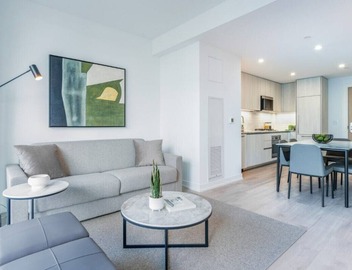 Level- Extended Stay Getaway. One Bedroom Suite 2