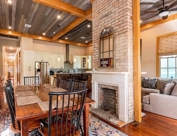 "Life of Riley" 3bd/3ba Irish Channel Home! 2