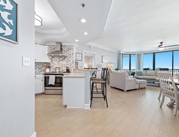 Lighthouse on the Bay - 2605 Bay Front-Lazy River-Boaters-Pet Friendly-Monthly 3