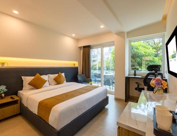 Limewood Signature - Golf Course Extension Road 2