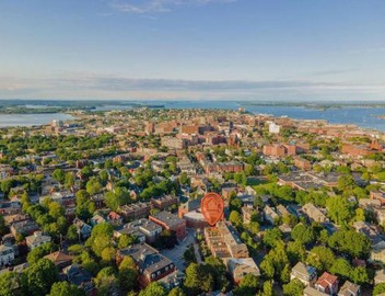 Local Landmark - Gorgeous Historic Home 4