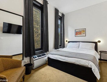 Logan Square SRO Hotel 3