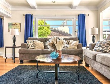 Long Beach 2BR and 1BA Charming Condo Near Alamitos Beach, Marina, Cafes & Shops 2