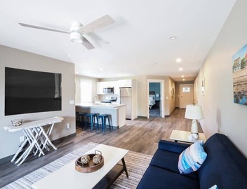 Long Beach Suites: 3 Mins Toes To Sand! 4