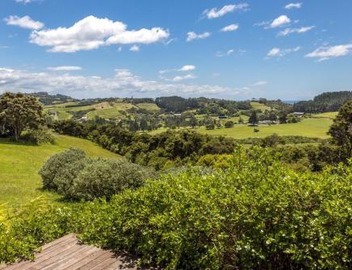 Lookout Landing by Waiheke Pure 4
