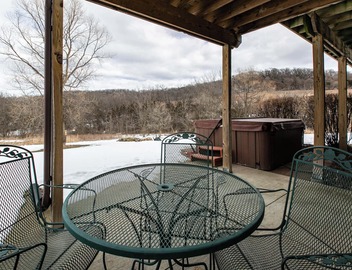 Lorelei Cabins Aster 3