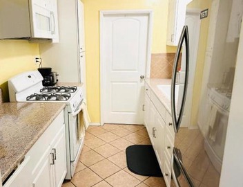 Los Angeles Home Located in Beautiful Pasadena 3