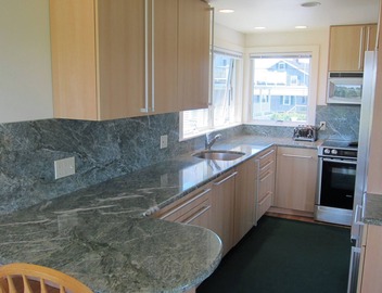 Low Tide: Oceanfront Bliss BOOK NOW FOR 2026 We have a few weeks open. 5