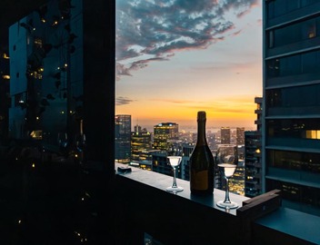 Lux 2BR CBD Apartment with Pool Spa Gym and City Views 2