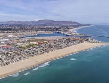 Luxe Beachside Escape Near Channel Islands 2