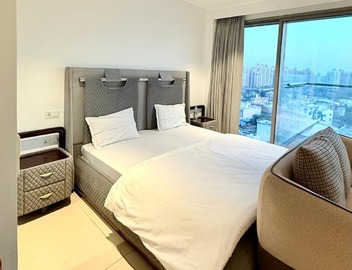 Luxe jacuzzi studio key 2 2