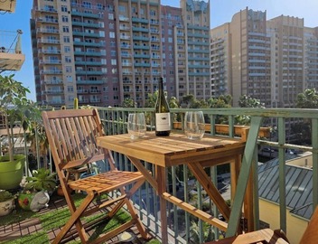 Luxe Suite one bedroom condo with free parking, balcony and partial ocean view. 4