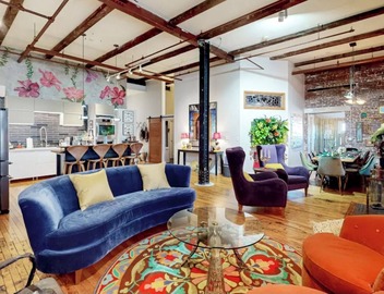 Luxurious 2 Bedroom Loft in Portland’s Art District 4