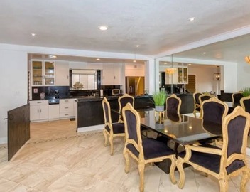 Luxurious 3-Bedroom Westwood Gem 2
