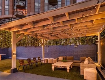 Luxurious 3-Bedroom Westwood Gem 5