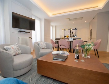Luxurious and Elegant Calle Alcalá Madrid Center ALC35 2