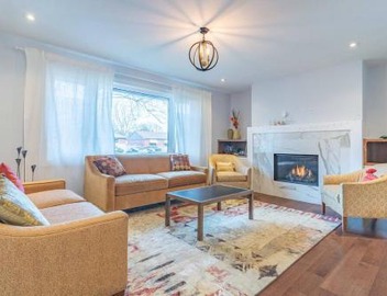 Luxurious and Spacious 4BR Home Near Downtown 2
