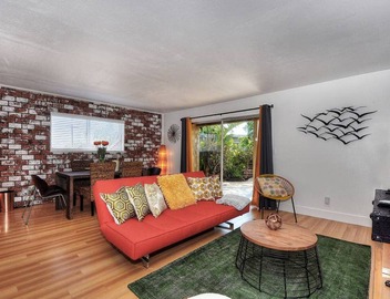 Luxurious coastal condo with amazing backyard 3