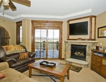 Luxurious Crystal Peak Lodge, 2 BR/2 BA, Ski-in/Ski-Out 4