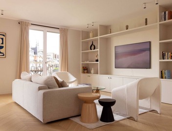 Luxurious Home in Triangle d'Or- Eiffel Tower View 2