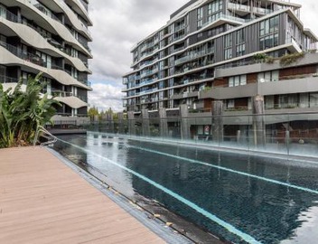 LUXURIOUS RIVERSIDE RESORT STYLE APARTMENT☆POOL☆SPA☆GYM☆ROOFTOP WITH CITY VIEWS 3