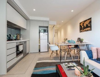 LUXURIOUS RIVERSIDE RESORT STYLE APARTMENT☆POOL☆SPA☆GYM☆ROOFTOP WITH CITY VIEWS 4