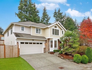 Luxurious spacious centrally located Bellevue home 3