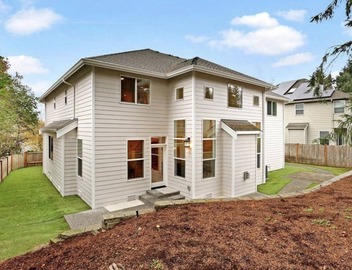 Luxurious spacious centrally located Bellevue home 5