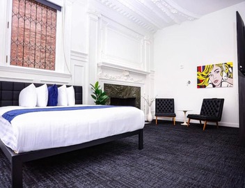 Luxurious Studio in the Heart of Boston 4