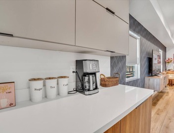Luxurious Townhome 5
