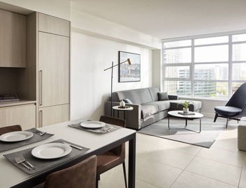 Luxury 1-BR Suite in Seattle: Pools, Fitness, Balcony & Full Amenities! 2
