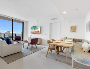 Luxury 2 Bedrooms Balcony Pool & Gym 5